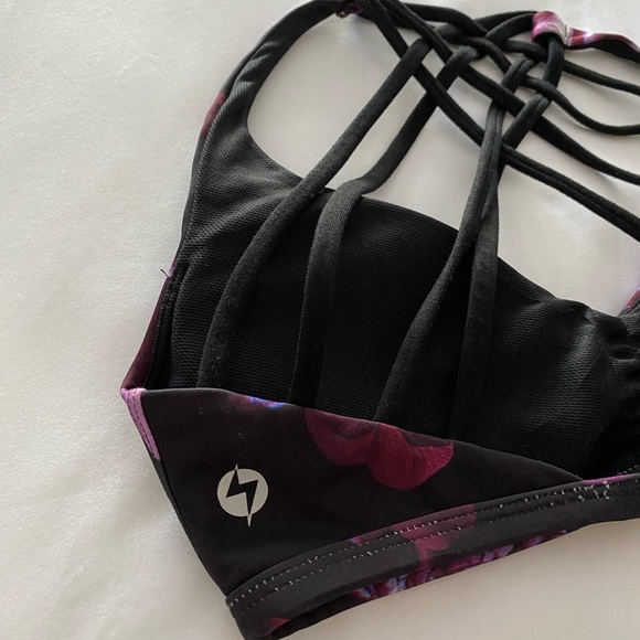 POPFLEX Active Heart Strings Bra in Dark Bloom - Picture 5 of 7